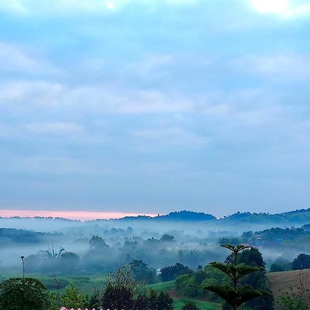 Chaikho Home Ban Khao Ya Nua Buitenkant foto